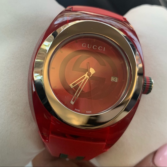 New authentic Gucci watch - Picture 3 of 5